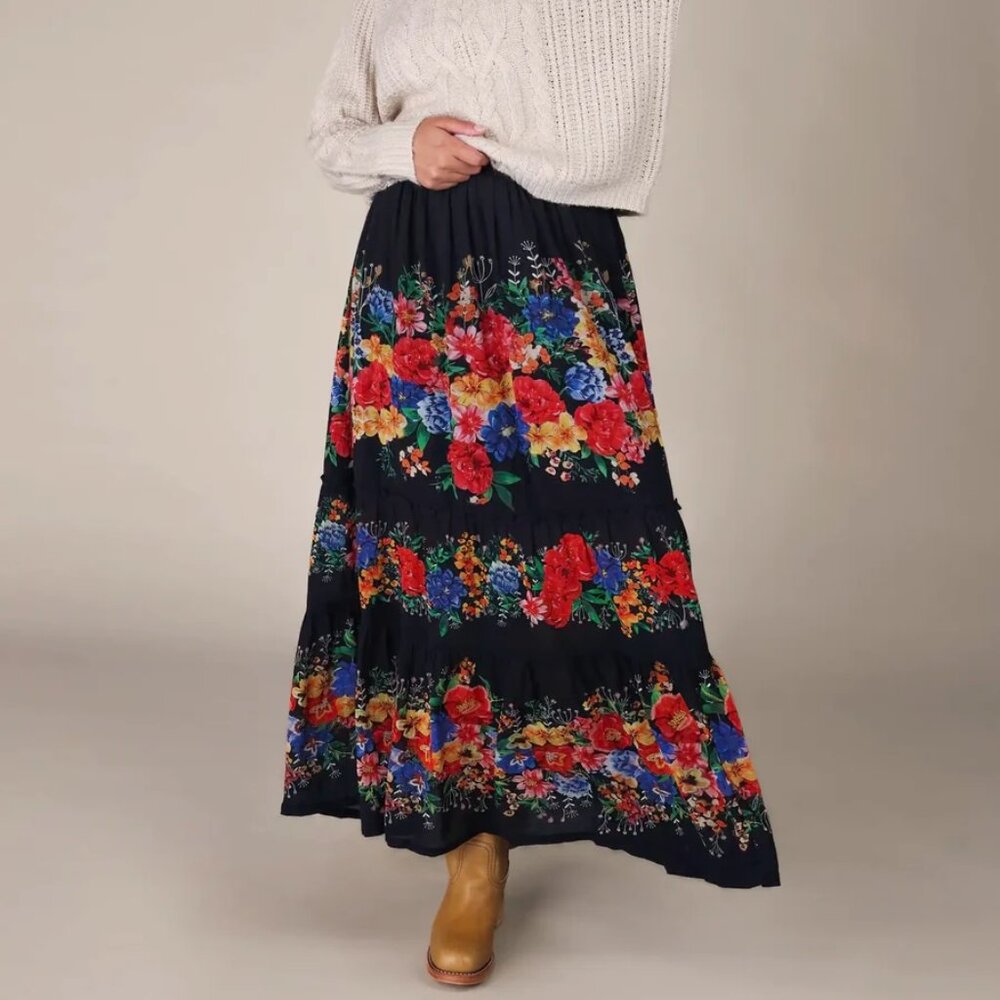 NEW Natural Life Irina Maxi Skirt, Painted Garden Red Roses M